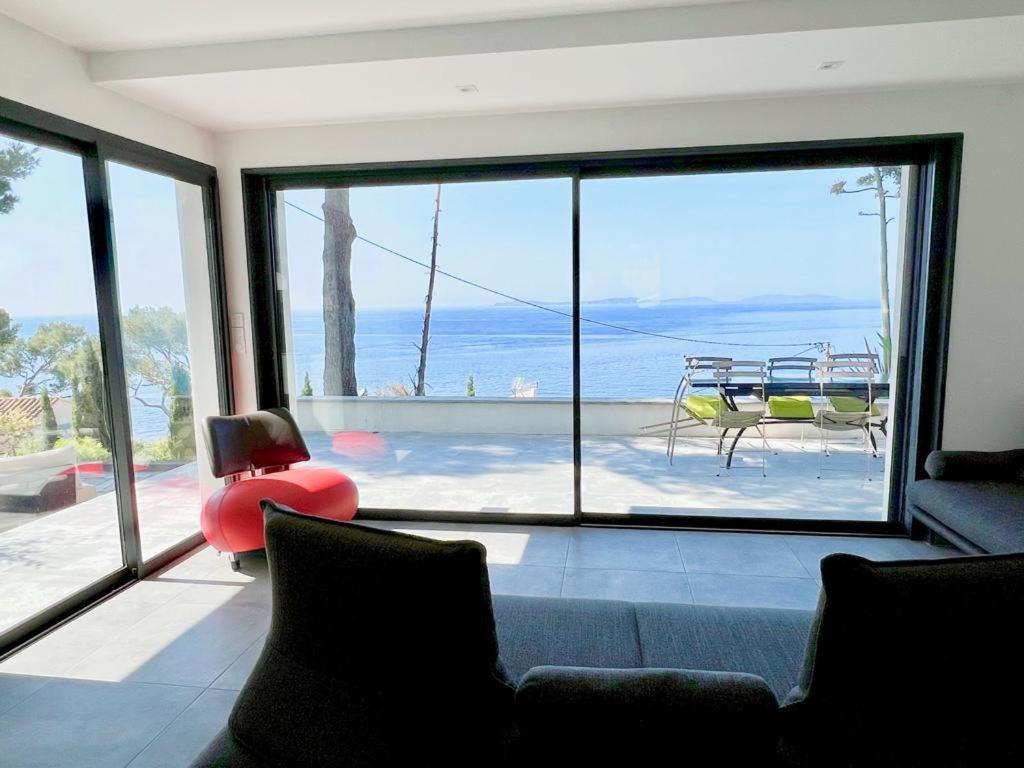 Magnifique Villa Neuve Vue Mer キャバレール・シュル・メール エクステリア 写真