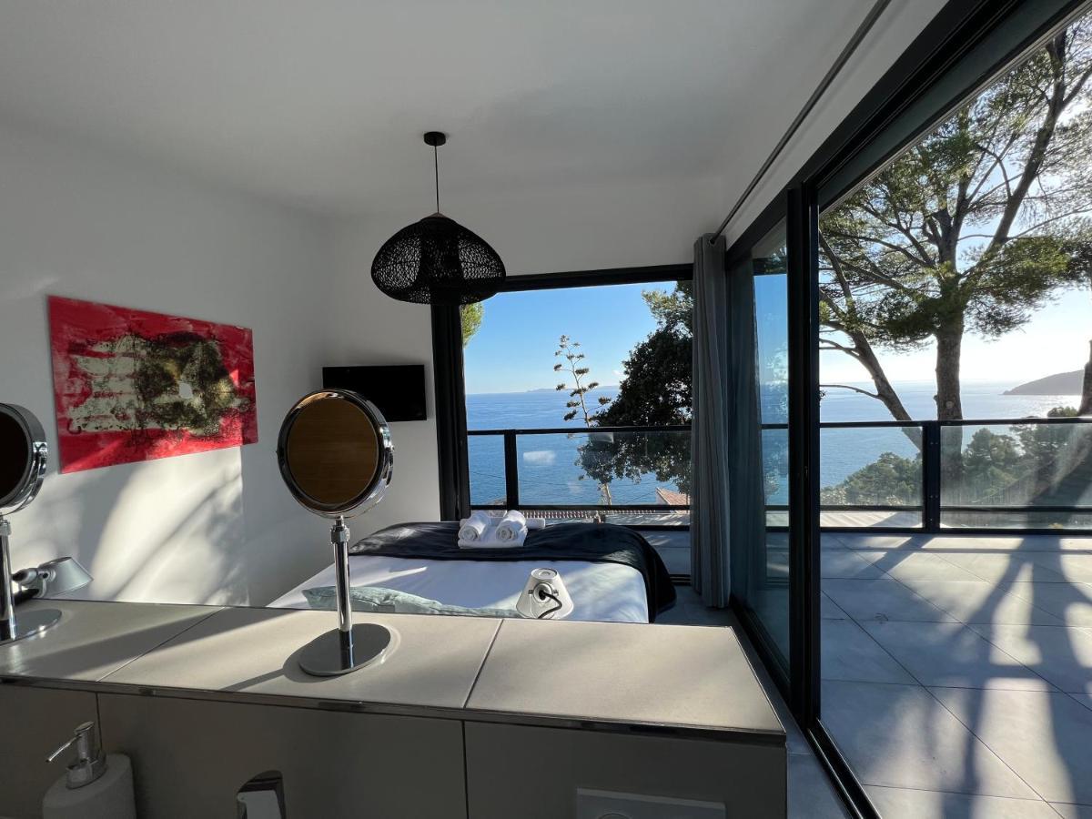 Magnifique Villa Neuve Vue Mer キャバレール・シュル・メール エクステリア 写真